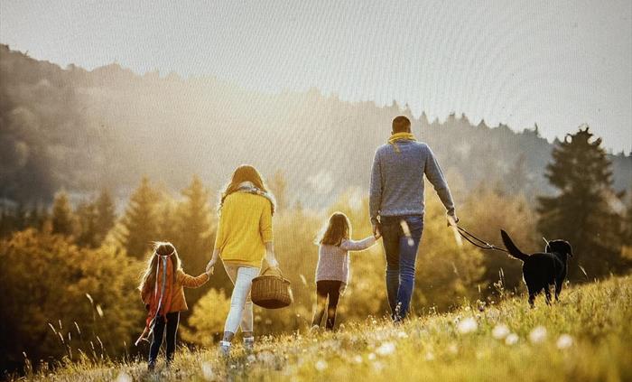 Quality family time spent at Meadow Springs Country & Leisure Park. Set within the beautiful Mid Wales countryside, with nearly 4 miles of country wal